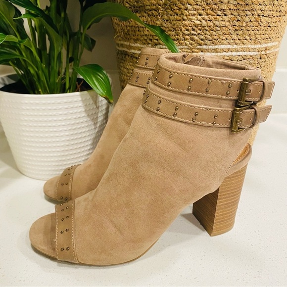 New Direction Adivan Peep Toe Ankle Bootie Boot Women’s 8 - 4” Heel - Picture 1 of 6